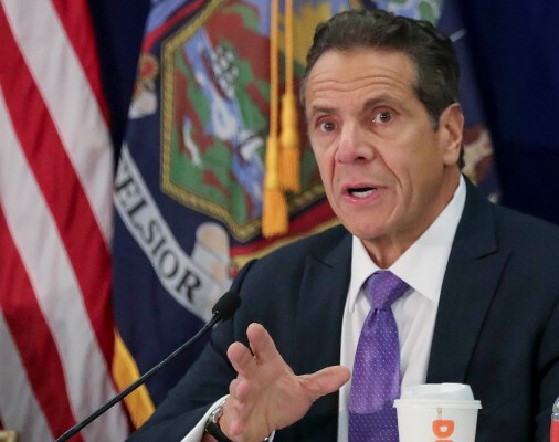 El gobernador de Nueva York, Andrew Cuomo,  ha dicho que esta situación no es una sorpresa porque era de esperar que sucediese tarde o temprano  FOTO/AP