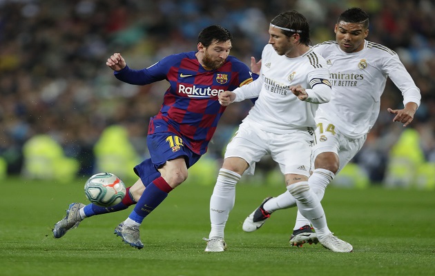 Messi (izq.) y Sergio Ramos. Foto:EFE
