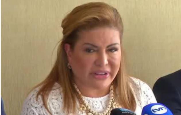 Alma Cortés señaló que ha solicitado en reiteradas ocasiones a Roberto Ábrego que decline competencia en las querellas contra Juan Carlos Varela y ex magistrados de la Corte Suprema de Justicia.