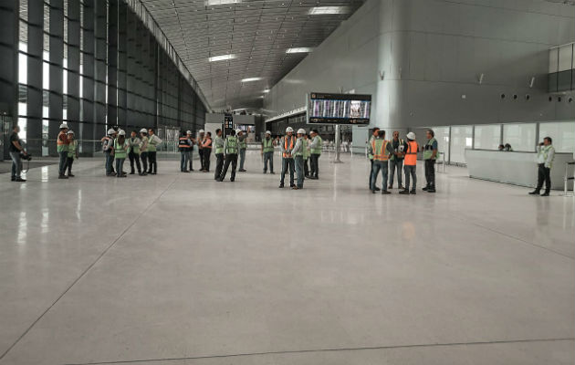 El gerente del Aeropuerto Internacional de Tocumen  dijo se ha comprobado los niveles de de producción de la empresa constructora. Foto/Aeropuerto Internacional de Tocumen