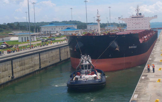 Canal de Panamá anuncia restricción de calado.