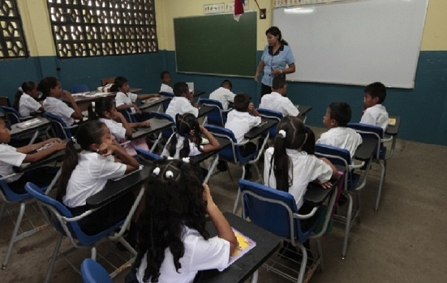 Los estudiantes deben trabajar por módulos, debido a que las clases se suspendieron por el coronavirus.