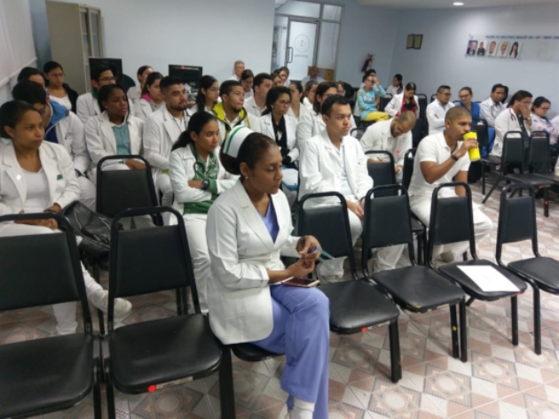 Enfermeras víctimas del desconocimiento que tiene el panameño del COVID-19. Foto/Archivos
