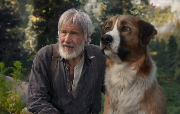 Harrison Ford en “El Llamado Salvaje” con Buck, perro generado por computadora. Foto / 20th Century Fox.