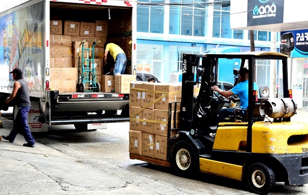 Las bodegas de la ZLC se mantienen operando con un 10% de su personal.