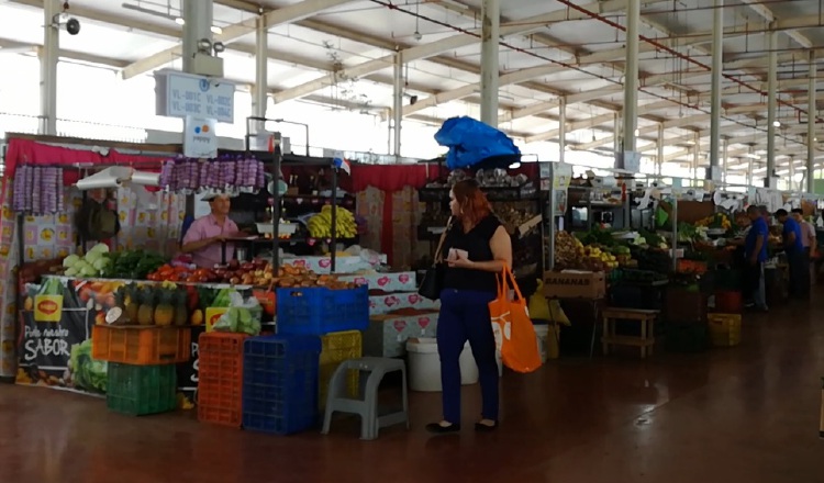 Ante la pandemia de coronavirus que afecta al paós, Merca Panamá hace recomendaciones a los consumidores a la hora de comprar. 