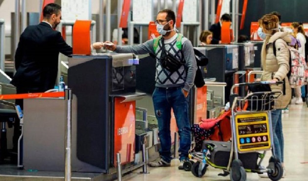 En un escenario en el que la demanda de transporte aéreo seguiría siendo prácticamente inexistente hasta mediados de año. EFE