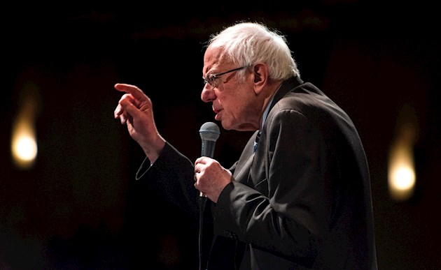 El senador Bernie Sanders, quien vio cómo su otrora fuerte ventaja en las primarias demócratas se evaporaba a medida que el establishment del partido se alineaba rápidamente detrás de su rival Joe Biden.