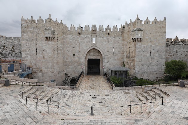 Los cuatro franciscanos oraron en las catorce estaciones de la Vía Dolorosa.