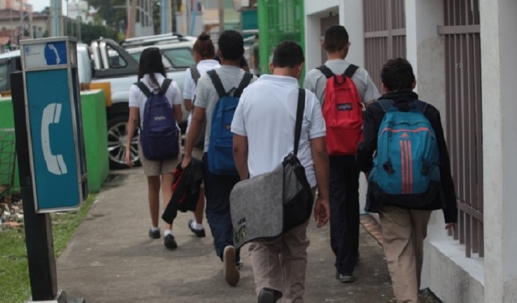 Varios colegios particulares decidieron suspender los módulos y esperar la decisión de las autoridades educativas sobre el año escolar. Archivo