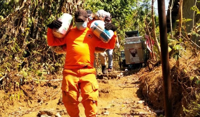 El Sinaproc ha jugado su rol en la entrega de ayuda a familias. Foto: Cortesía