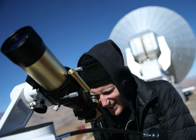 Cualquier persona con un telescopio pequeño y que sepa usarlo podrá apreciar al asteroide 52768. Fotos: Archivo/Ilustrativa.  