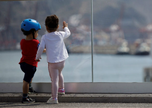 OMS considera "muy aislados" casos de niños con COVID-19 y shock pediátrico Los casos de shock pediátrico "se dieron en algunos niños pero de forma aislada", según la OMS.