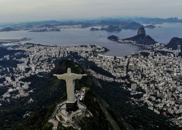 La idea del autocine se ha extendido a otras ciudades de Brasil. Fotos: EFE.. 