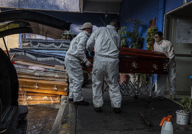 La Ciudad de México ha contado más del triple de muertes por coronavirus allí que el Gobierno federal. Foto / Daniel Berehulak para The New York Times.