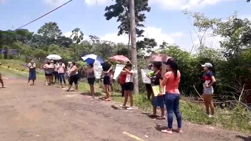 Las familias optaron por salir a protestar en las calles, aun cuando estaba vigente la cuarentena absoluta, decretada por el Ministerio de Salud (MINSA).