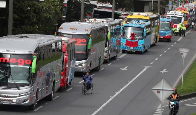 Los transportistas piden que se relaje las restricciones. AP