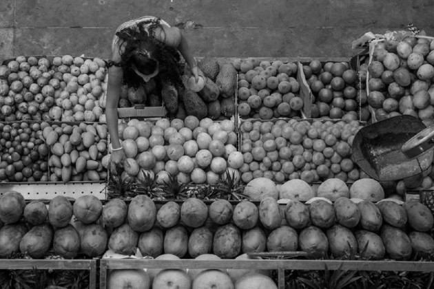 En Panamá existe una gran diversidad de frutas como banano, guanábana, limón, mandarina, mango, aguacate, guayaba, maracuyá, mamey, marañón, entre otras. Foto: EFE.