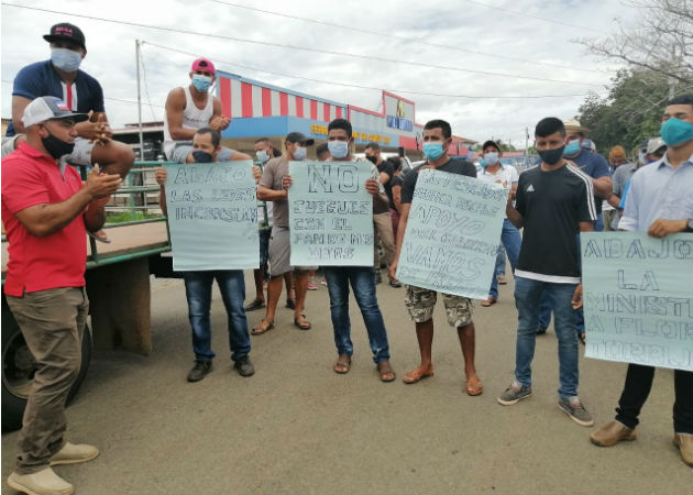 Aseveran que solamente pescan para la susbsistencia. Foto: Melquiades Vásquez.