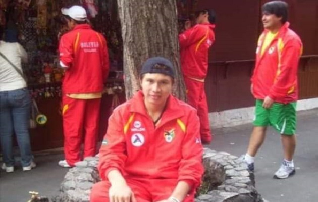 Deibert Román jugó en las categorías menores de la selección boliviana.