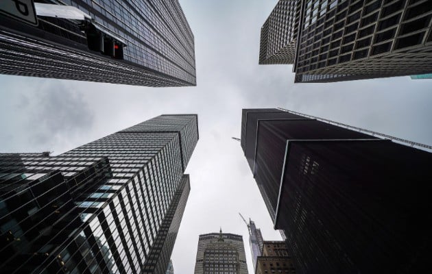 Rascacielos usados como edificios de oficinas a lo largo de la avenida Park en Nueva York, el 8 de mayo de 2020. (Chang W. Lee/The New York Times).