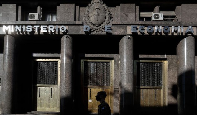 El país afronta una nueva etapa en las negociaciones entre el Gobierno del peronista Alberto Fernández y sus acreedores. EFE