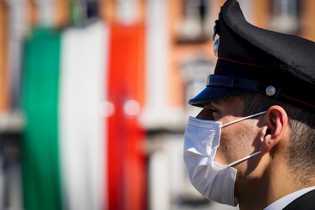 Protección Civil indicó que Lombardía (norte) es de lejos la región más afectada por la pandemia, con 89.205 casos totales desde febrero y 187 más en el último día.