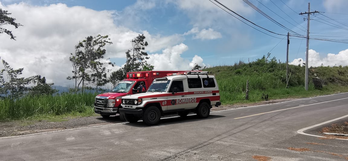 Según confirmó el Cuerpo de Bomberos los equipos de rescate salieron a las 11:30 a.m y aún se mantiene en ruta al sitio, ubicado en el corregimiento de Cirí Grande al norte de la cabecera de Capira.