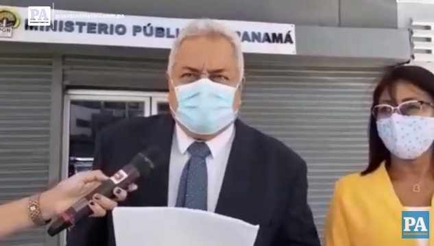 Alejandro Pérez, abogado.