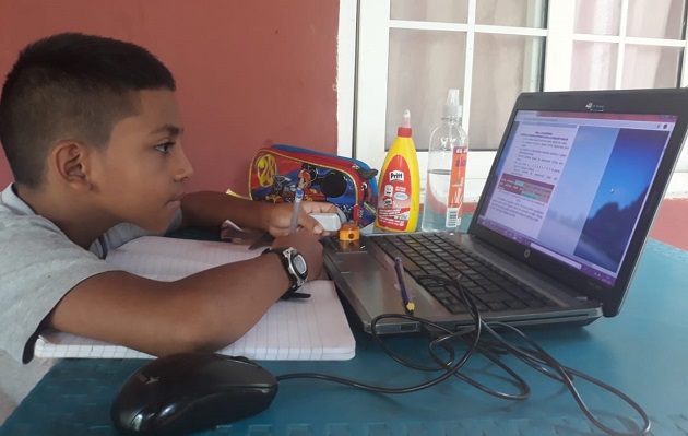 De los 720 colegios particulares que hay en el territorio panameño, solo 120 están funcionando a distancia. Foto @MeducaPma