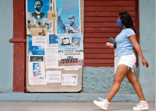 Brigadas médicas cubanas han sido desplegadas en varios países. Fotos: EFE.