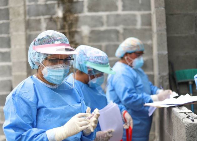 Los equipos del Minsa se concentraron en el poblado de Cristal. Fotos. Eric Montenegro.