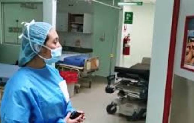 Los hospitales de la CSS y del Minsa se están quedando sin camas para atender a los pacientes de COVID-19.