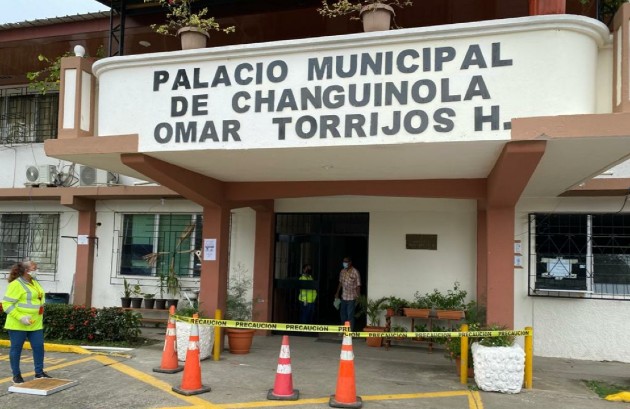 El decreto manifiesta el cierre temporal del palacio Municipal de este distrito que debe reanudar labores el próximo 8 de julio del 2020.