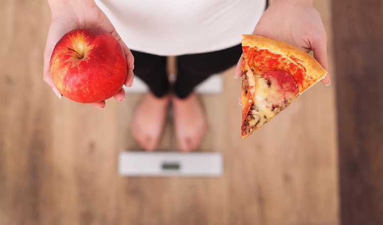 Si la mayor parte del tiempo su alimentación es saludable, no debe considerar a una porción de pizza como un desliz. EFE/Open Comunicación