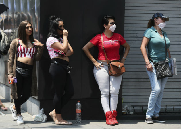 ONG piden proteger derechos de trabajadoras sexuales ante COVID-19 Las trabajadoras sexuales se han quedado sin trabajo y sin medios de sustento por la pandemia. Fotos: Archivo/Iustrativa.