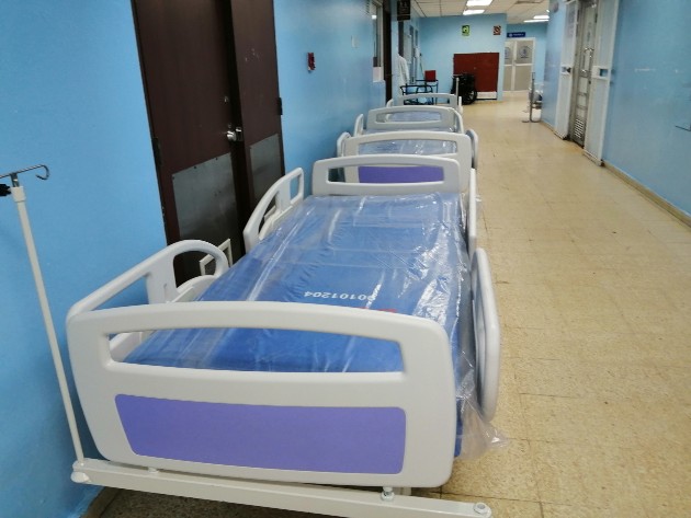 La sala de COVID-19 del hospital Manuel Amador Guerrero ya se encuentra   en su máxima capacidad. FOTO/DIOMEDES SÁNCHEZ