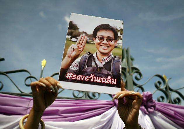 Activistas buscan conocer el paradero de Wanchalerm Satsaksit. Foto / Athit Perawongmetha/Reuters.