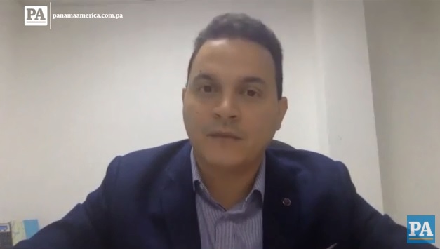 Carlos Martínez, subdirector nacional de informática del Meduca.