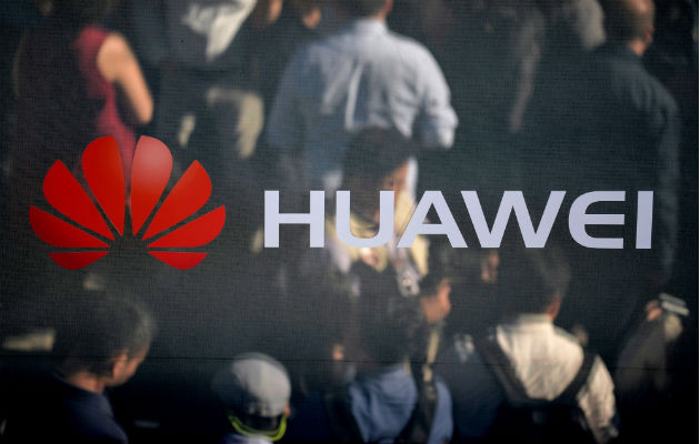  Pompeo acusó a empleados de Huawei de 