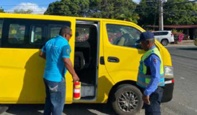 Los conductores ya han solicitado varias reuniones en diferentes instituciones gubernamentales. Archivo.