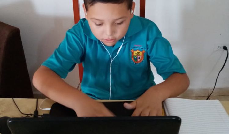 El padre no puede interrumpir las sesiones de videoconferencia de su acudido sin previa autorización. Meduca.