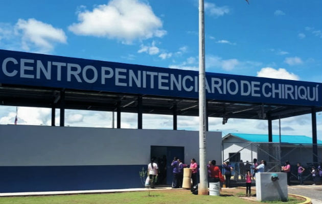 Muere primer detenido por coronavirus en la cárcel pública de varones en Chiriquí El recluso falleció en el hospital Rafael Hernández de David. Fotos: José Vásquez/Archivo.