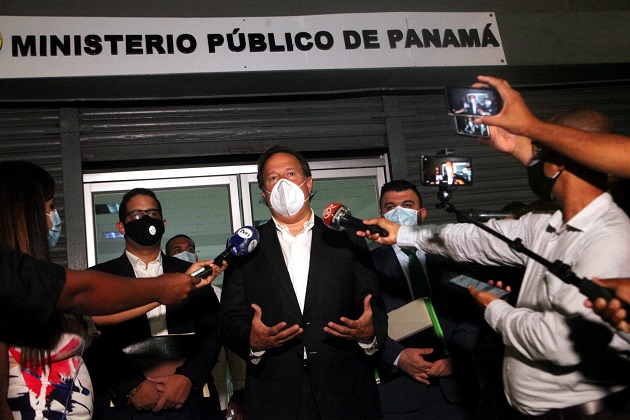 Al expresidente Juan Carlos Varela se le investiga por la supuesta donación de 10 millones de dólares que recibió de la empresa brasileña Odebrecht. Foto Víctor Arosemena
