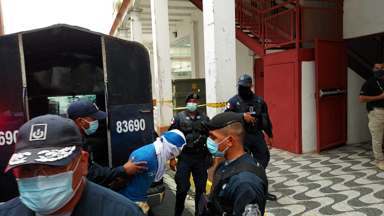 A Reynaldo Cuadra se le decretó la legalización de su captura y se le imputaron cuatro cargos.