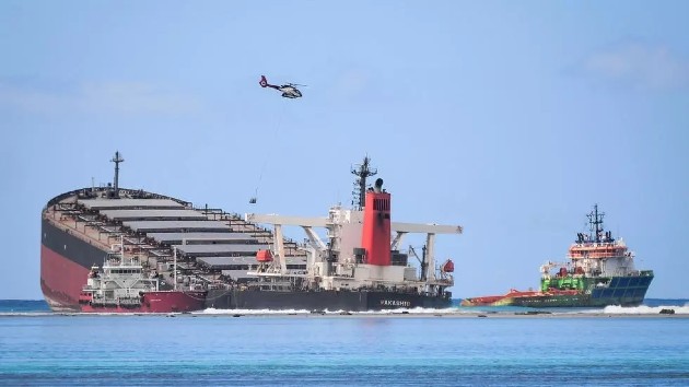 La Autoridad Marítima de Panamá señaló que este accidente ha ocasionado un estado de emergencia medioambiental.