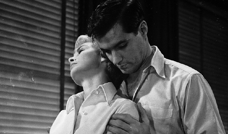 'Psicosis' (1960), una secretaria roba una gran suma de dinero a su jefe. Cortesía