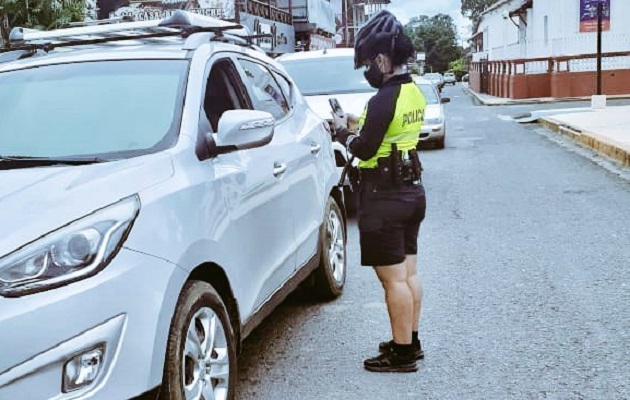 Pasar un cerco sanitario sin salvoconducto podría costar hasta $500.