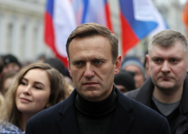 Foto archivo de  Alexei Navalny (C), cuando participaba en un mitin en Moscú, Rusia, el  29  de febrero de 2020. Fotos: EFE.