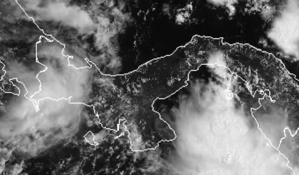 La onda tropical N°36 se encuentra en vigilancia.